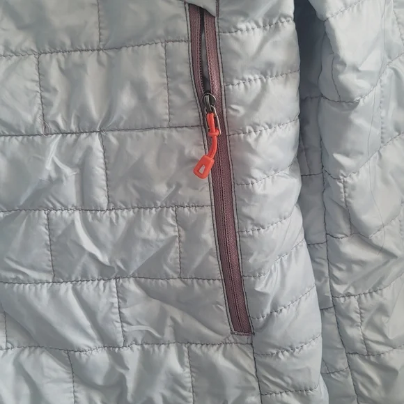 Patagonia Women's Nano Puffer Jacket Size M - Picture 4 of 15